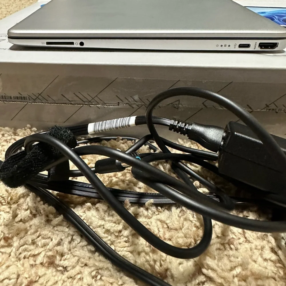 HP 15.6